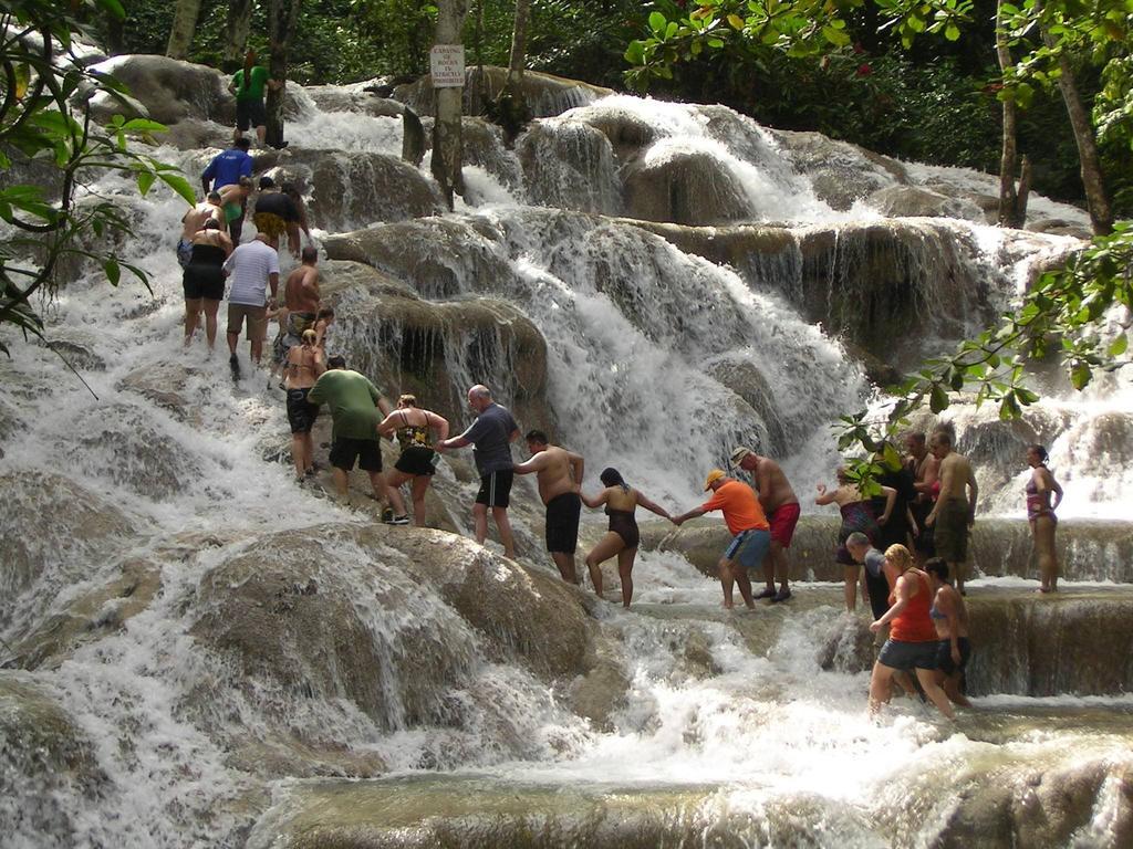 Chill On The Hill Daire Ocho Rios Dış mekan fotoğraf